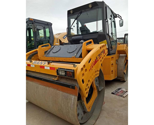 13吨双钢轮压路机